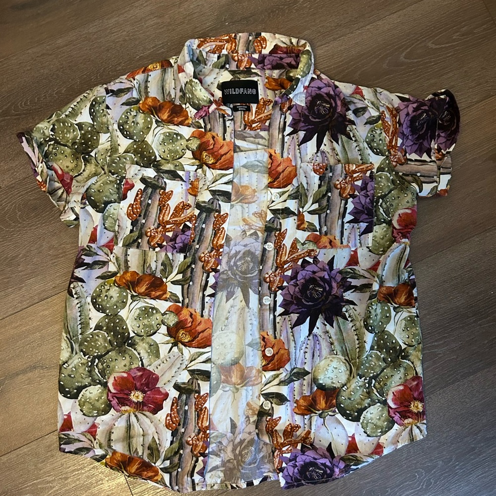 Wildfang Women's Cactus Floral Button Down Shirt - Green, Purple, Orange